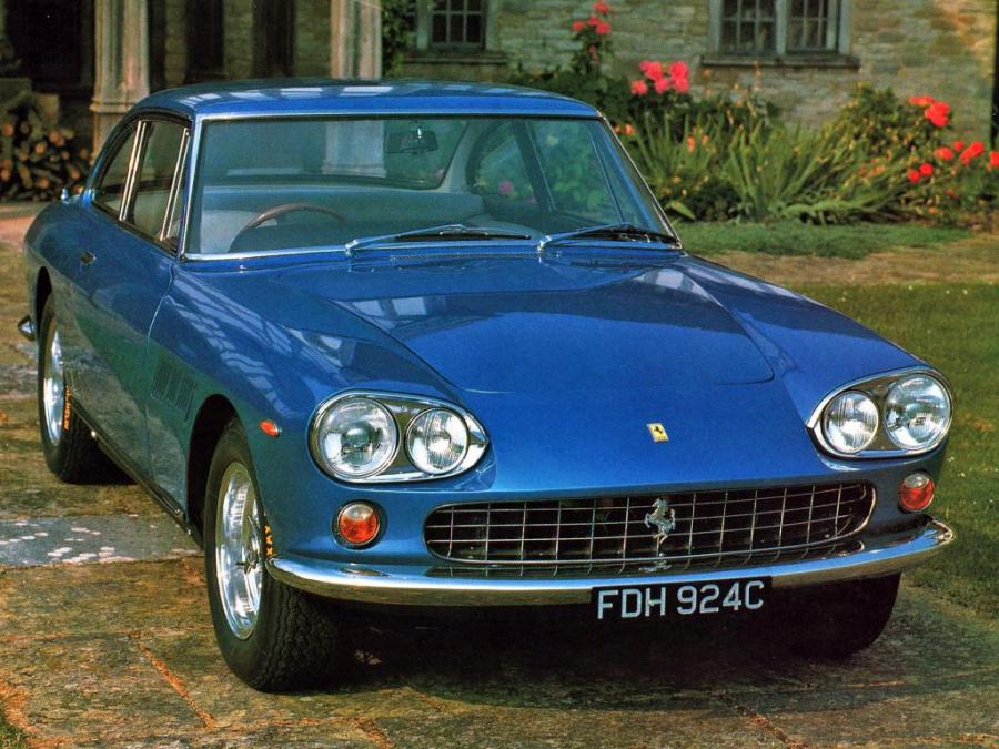  Ferrari 330 GT 2+2 (Series I) 1964 года  (UK) (фото 17 из 20)